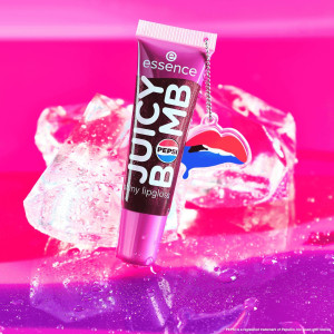 Juicy Bomb Pepsi Shiny Lipgloss 01  Гланц за устни с аромат на  кола и силен блясък , 10ml