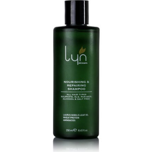 Lyn Skincare Nourishing&Repairing Shampoo Подхранващ и възстановяващ шампоан за коса, 250ml