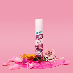 Batiste Blush Dry  Shampoo Flirty Floral  Сух шампоан с флорален аромат , 200ml