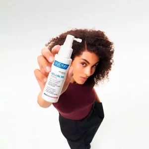 Ducray Kelual DS Intensive Успокояващ спрей против пърхот – Незабавно облекчава тежки обриви с пърхот,100ml