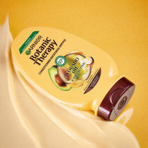 Garnier Botanic Therapy Avocado Oil & Shea Butter Балсам за много суха и къдрава коса , 200ml