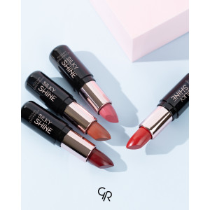 Golden Rose Silky Shine Lipstick  Hydrating Lipstick № 203   Хидратиращо червило за устни - 4,2 g