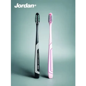 Jordan Expert Clean Четка за зъби антиплака Soft + кутийка за път