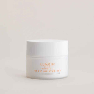 Lumene Valo Nordic-C Glow Moisturizer Хидратиращ крем за всеки тип кожа Без аромат, 50ml