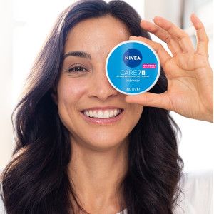 NIVEA Facial 7in1 Ultra Light Nourishing  cream Лек крем за подхранване и хидратация 48ч , 100ml