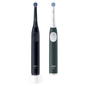 Oral-B iO2 electric toothbrush Black/Green Duo Електрическа четка за зъби - черно / т.зелено
