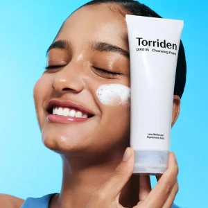 Torriden Dive-In Molecular Hyaluronic  Cleansing Foam  Почистваща пяна с нискомолекулна хиалуронова киселина,150ml