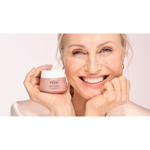 Vichy Neovadiol Rose Platinium Озаряващ и подсилващ дневен крем за зряла кожа с Роза и Платина, 50ml
