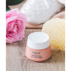 Vichy Neovadiol Rose Platinum Night Cream  Нощен крем за ревитализиране и тонизиране на кожата, 50ml